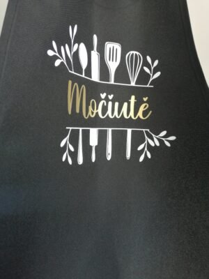 Prijuostė Močiutei